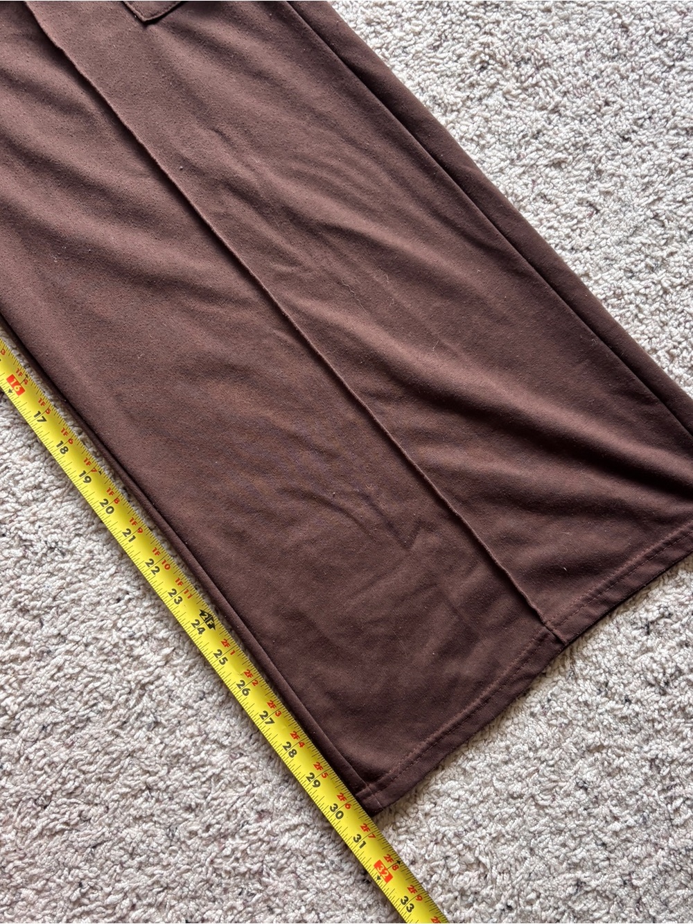 Women’s M Wide-Leg Cargo SweatPants in Dark Brown - Picture 7 of 8